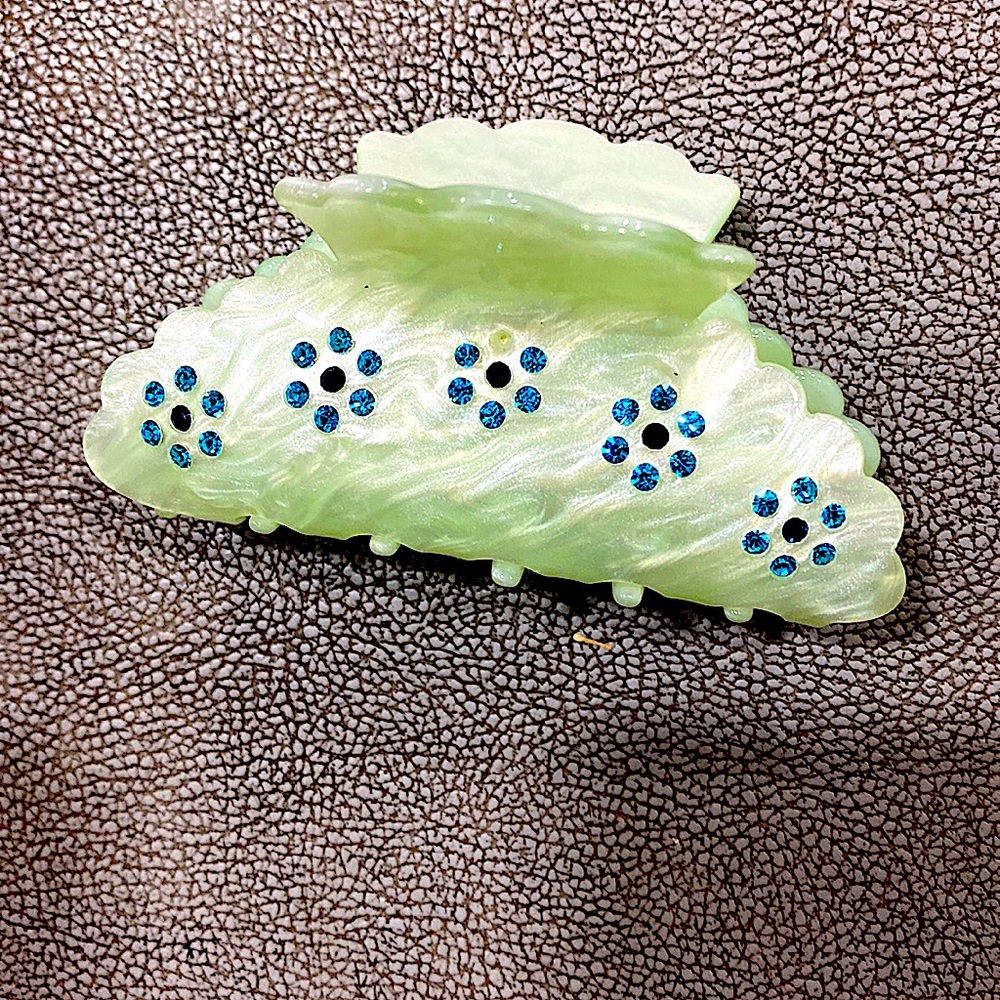 Flower ruffled hair clip